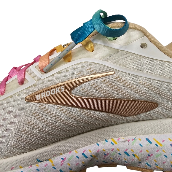 Brooks Ghost 12 limited edition Vanilla Sprinkles - Picture 8 of 10